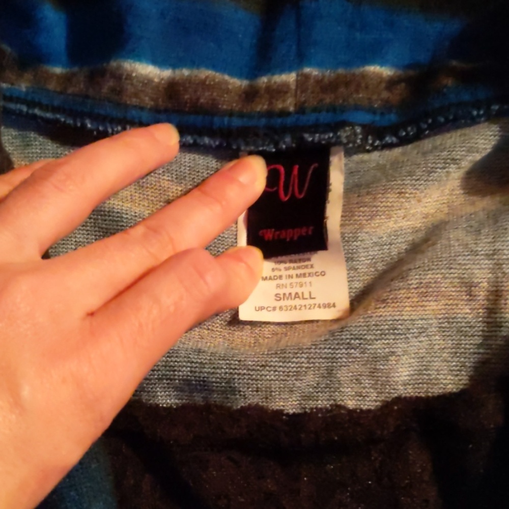 Wrapper top - Picture 3 of 4